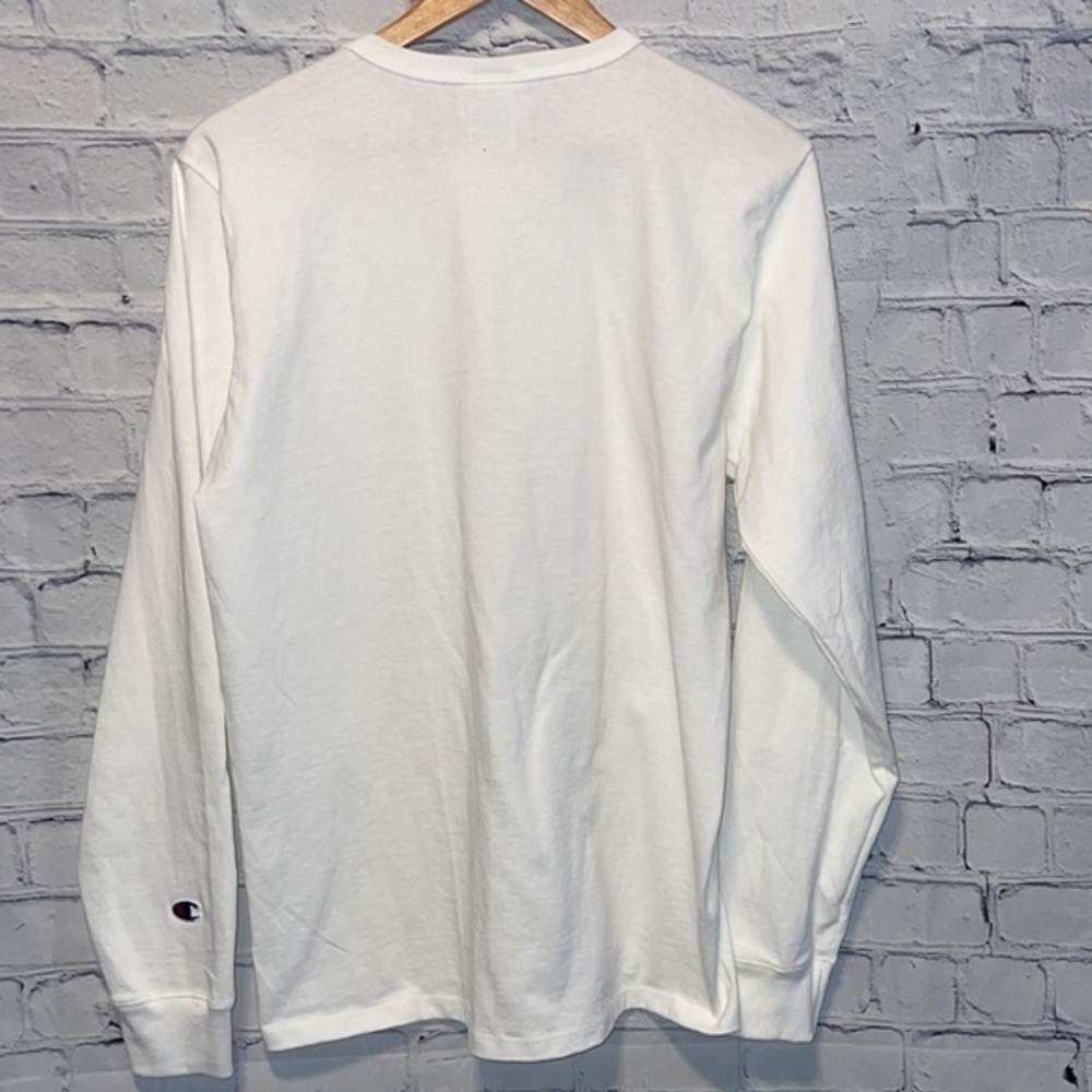 Champion Long sleeve tee with Large C logo patch -NWOT - Picture 5 of 5